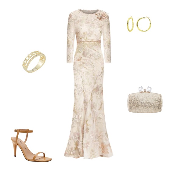 MAC DUGGAL
Floral Lace Gown - Picture 6 of 9